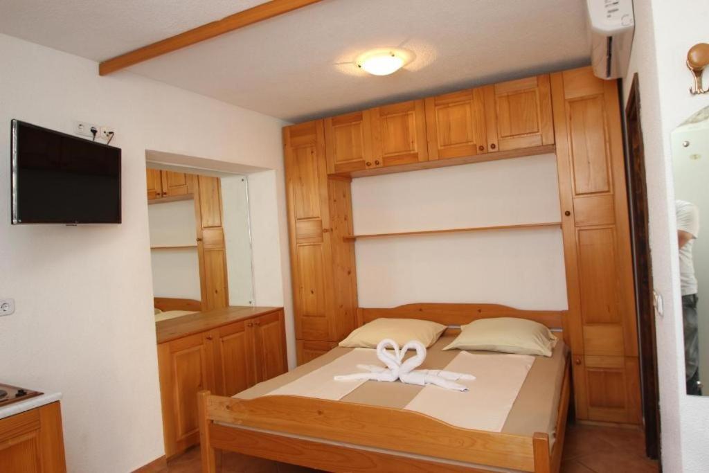 Lovely Studio Apartments Mali Raj Vrsar Extérieur photo