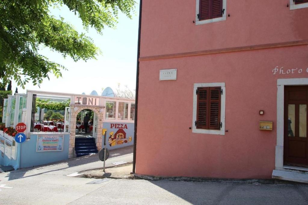 Lovely Studio Apartments Mali Raj Vrsar Extérieur photo