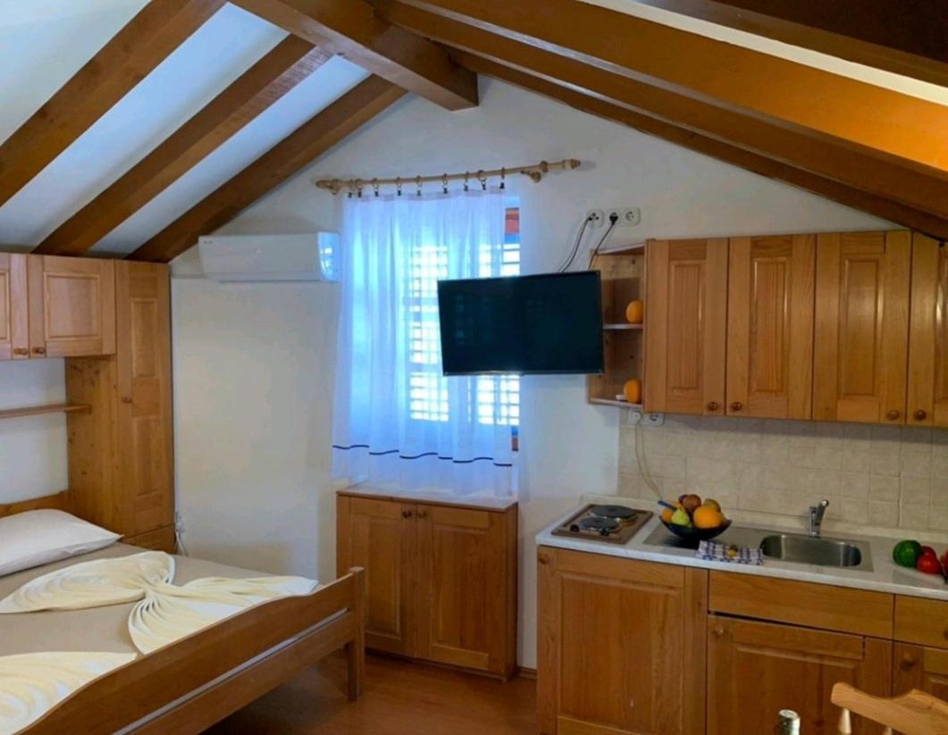 Lovely Studio Apartments Mali Raj Vrsar Extérieur photo